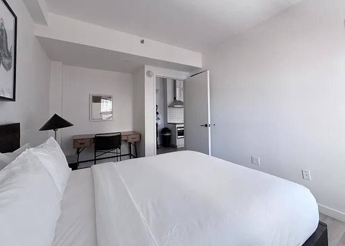  Sonder By Marriott Bonvoy Court Square Apartments Long Island City